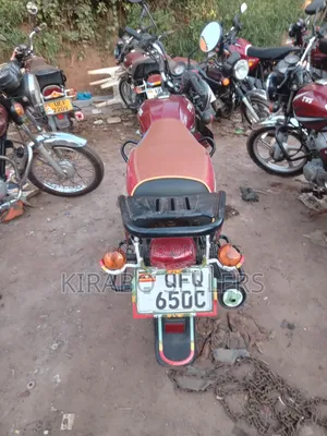 TVS HLX 125 2023 Red