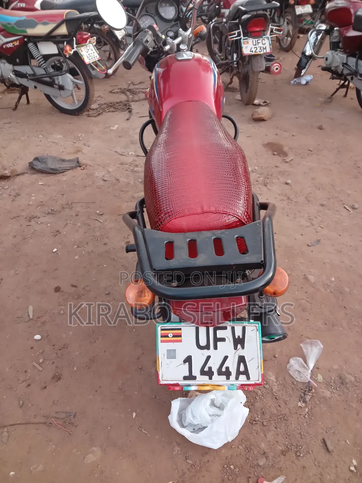 Bajaj CT 110X 2023 Red