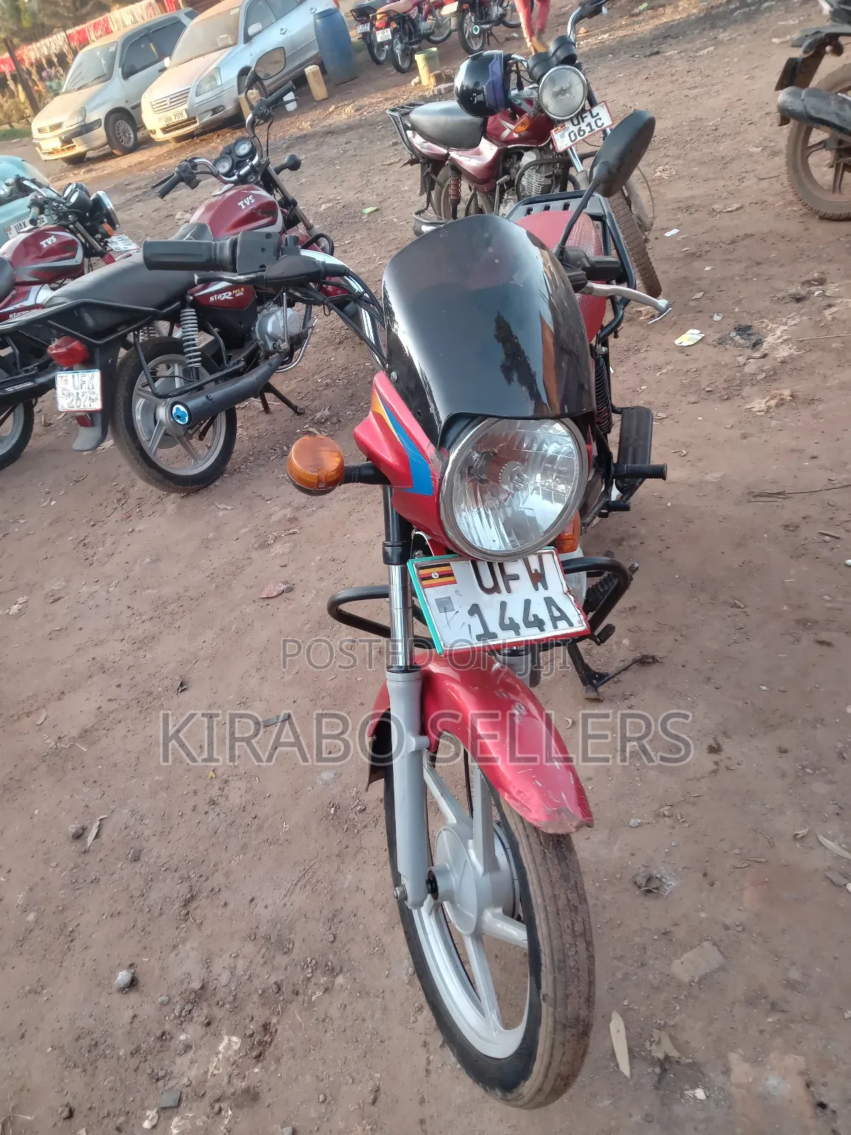 Bajaj CT 110X 2023 Red