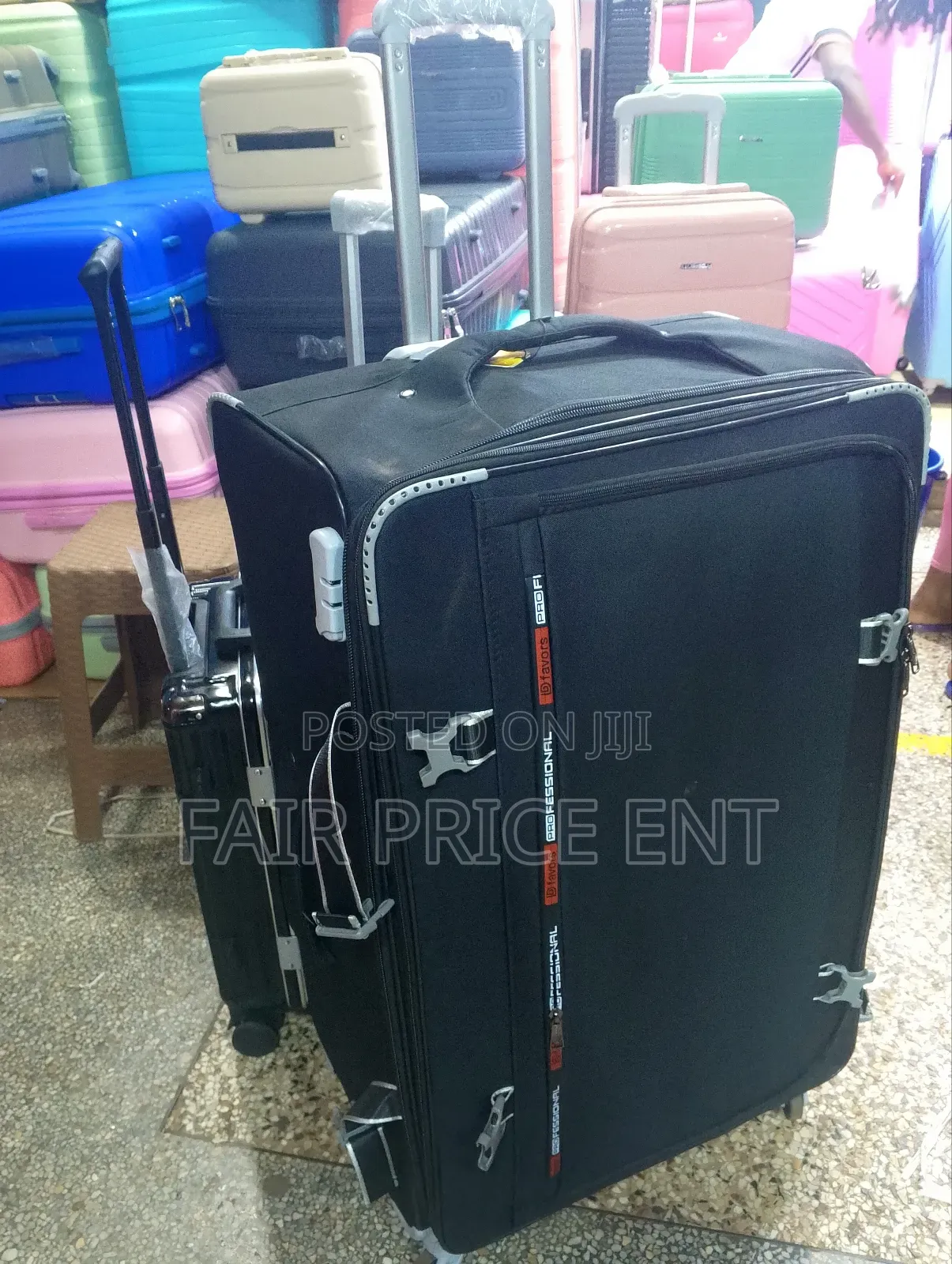 Extra Large Original Cloth Suitcases. (Black)