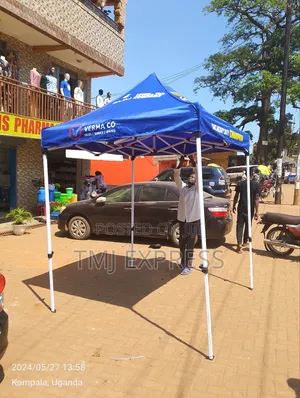 Photo - Foldable Tents 2mx2m / Gazebo