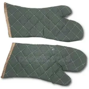 Pair Of Oven Mitts Heat Resistant Kitchen Gloves