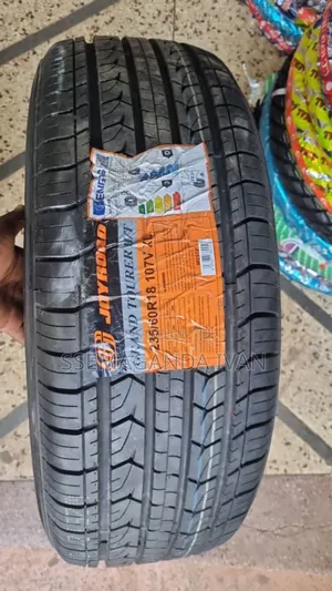 235/60r18 107v Joyraod Tourer
