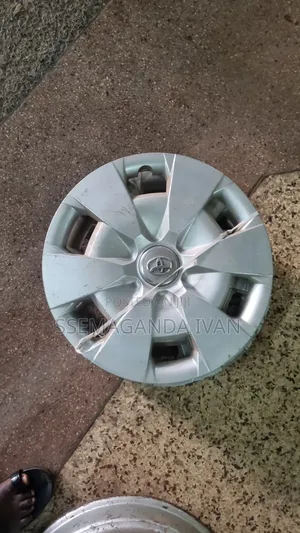 16 Size Wheel Caps for Ractis,Ist,Fielder, Rumion
