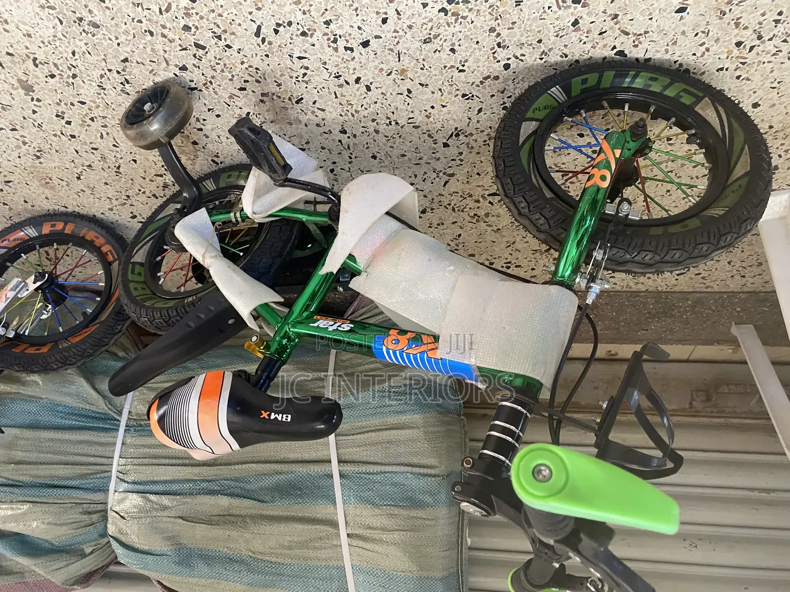 Playing Bikes