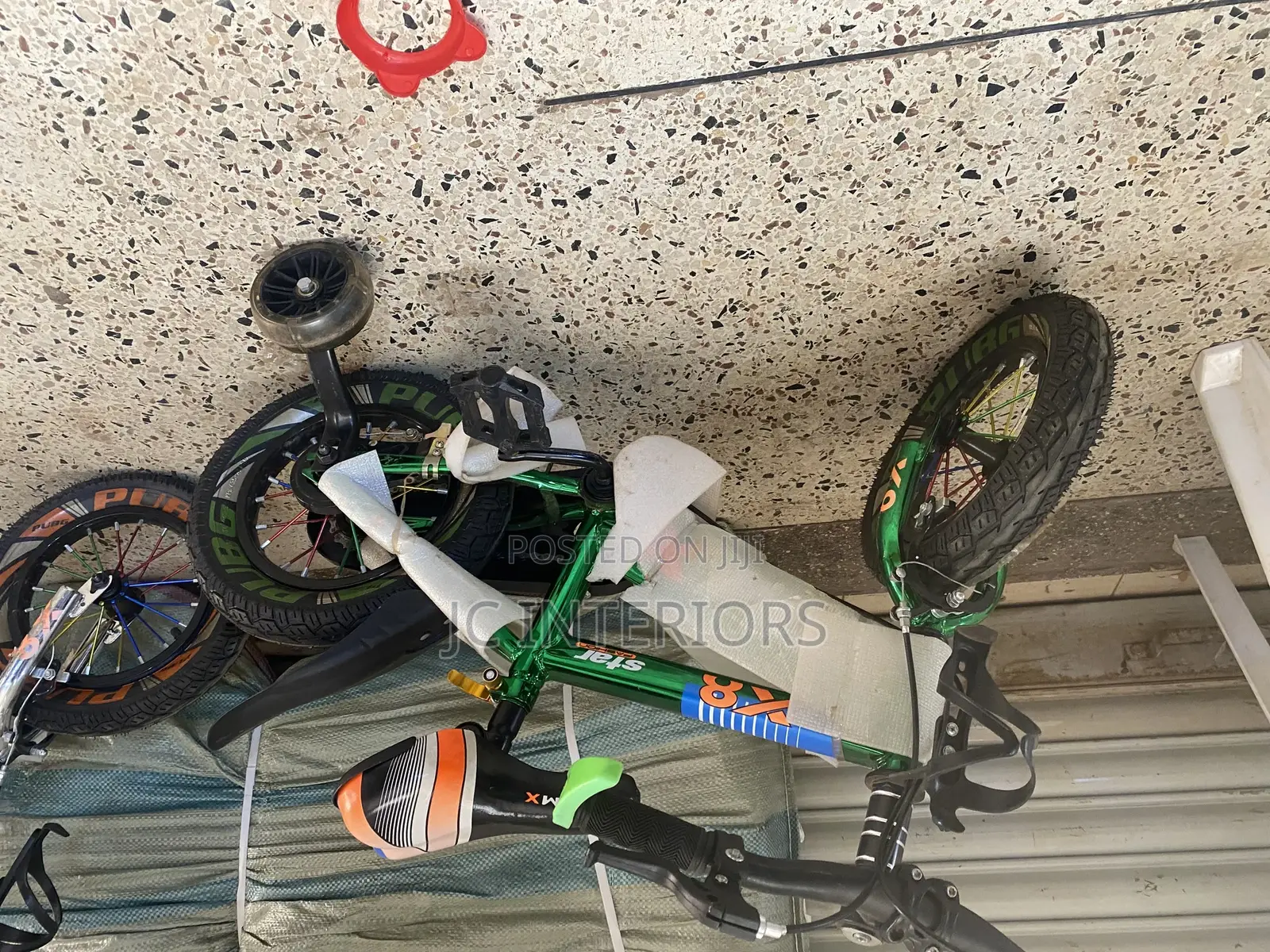 Playing Bikes