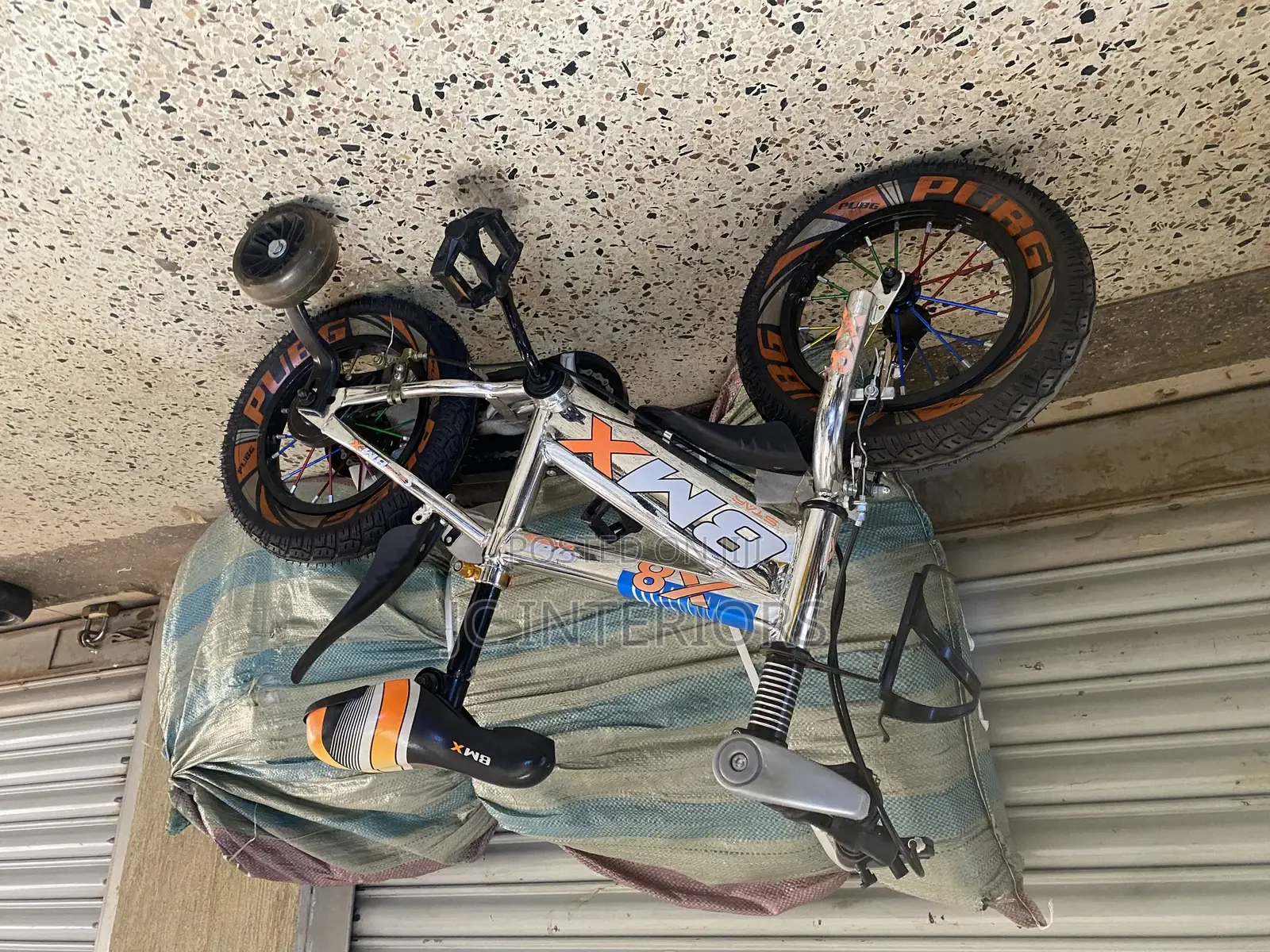 Playing Bikes