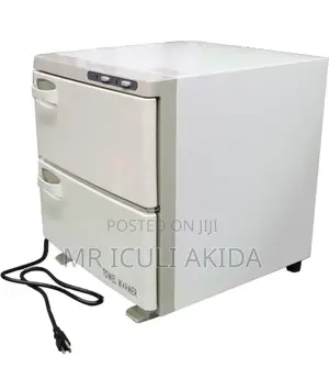 50towel Capacity 46L 400w UV 2door Cabinet Towel Warmer