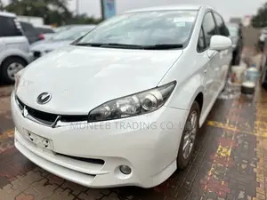 Toyota Wish 2011 White