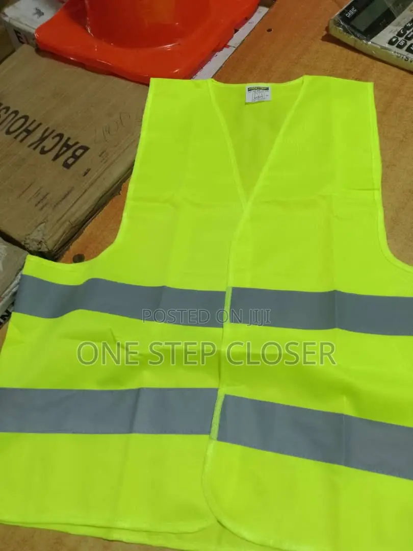 Reflectors With Pockets