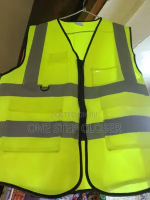 Reflectors With Pockets