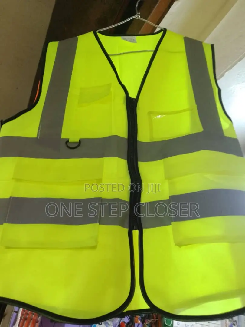 Reflectors With Pockets