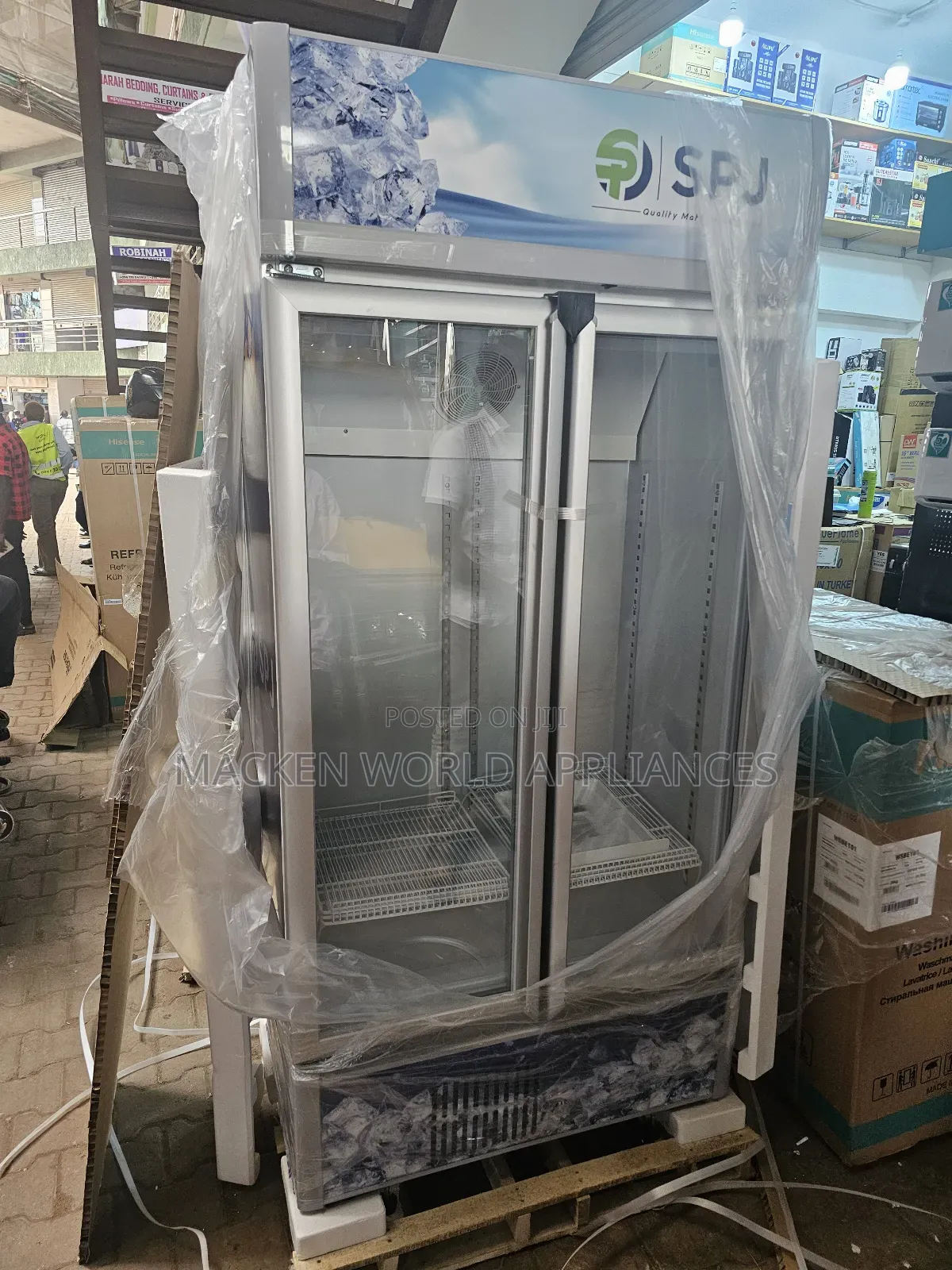 700l SPJ Display Chiller Glass Fridge Double Door