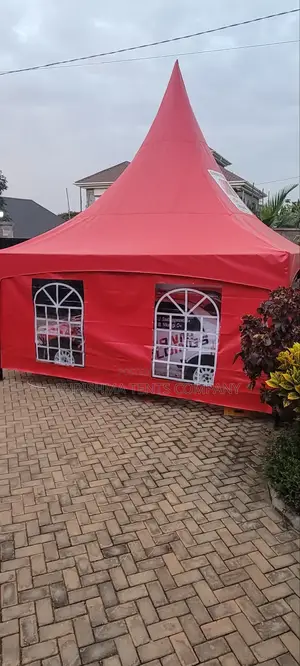 50-Seater One Side Cover Well Branded