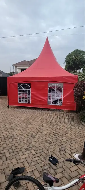 50-Seater One Side Cover Well Branded