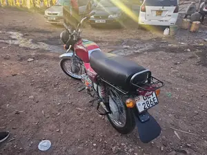 Bajaj Boxer 2019 Red