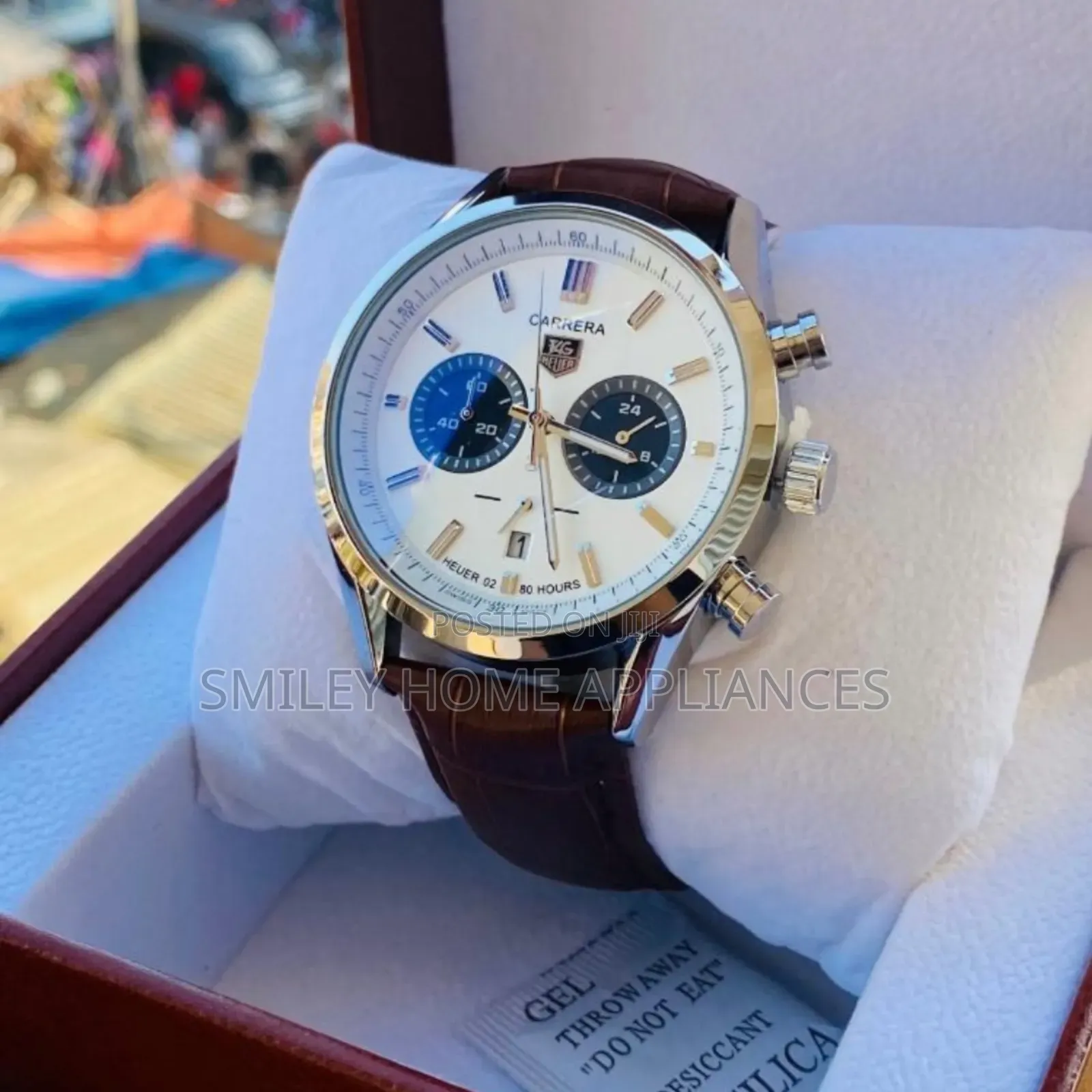 Carrera Classic Watch With Genuine Leather