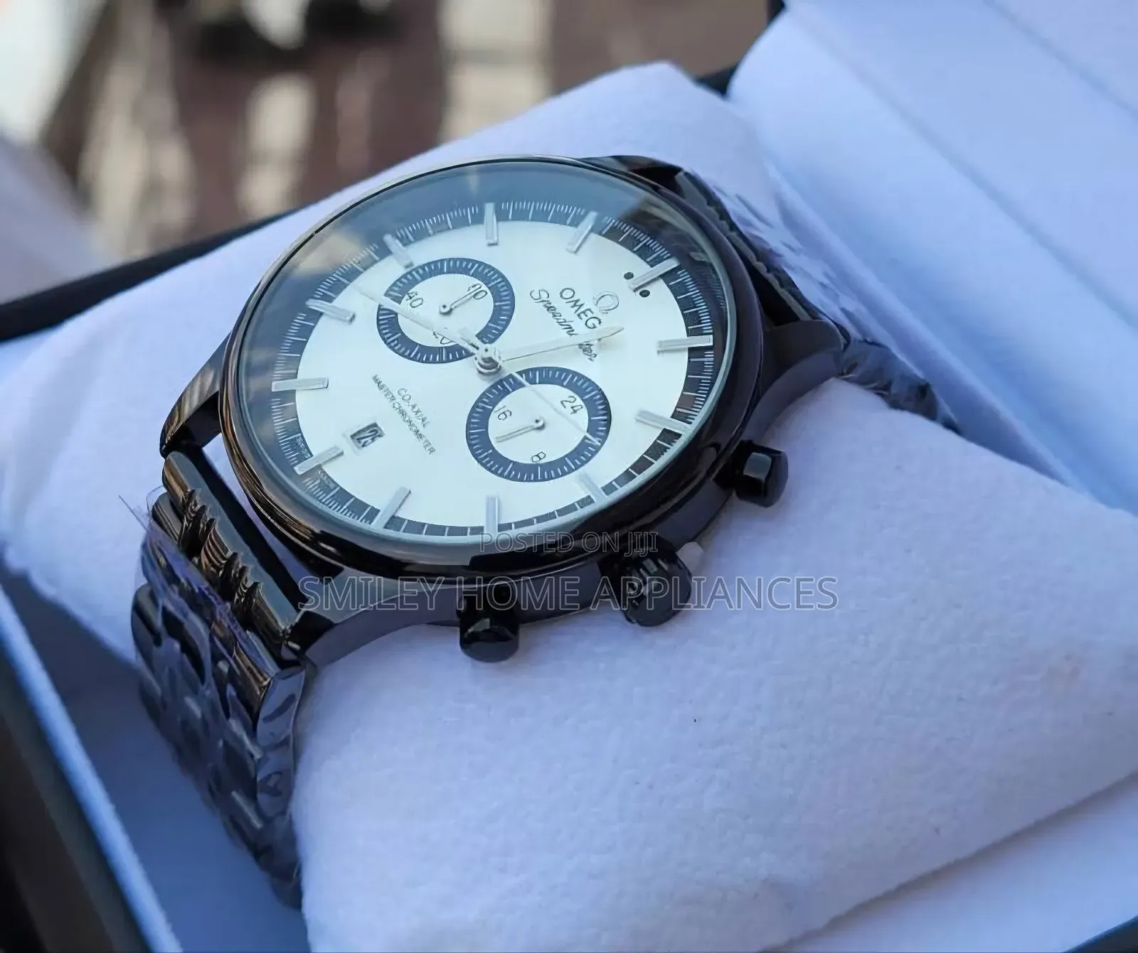 OMEG Men's Classic Analog Watch