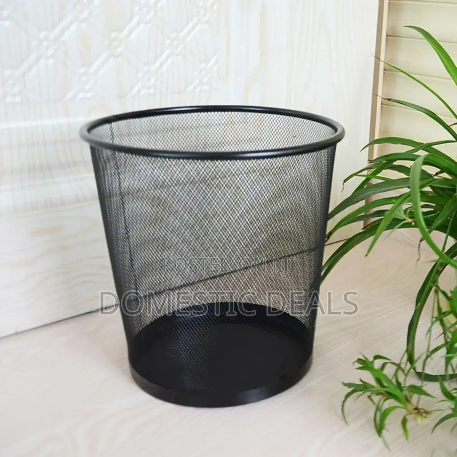 Wire Mesh Office Trash Can