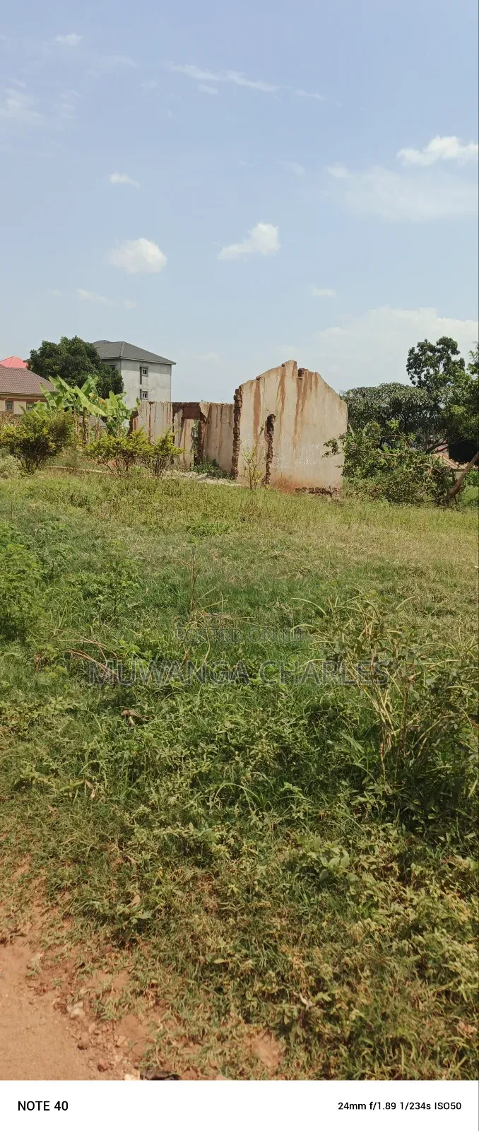 Plot for Sale in Kira