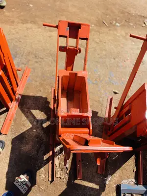 Photo - Single Concrete Interlocking