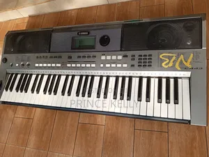 Yamaha Keyboard