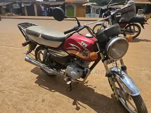 TVS HLX 125 2018 Red