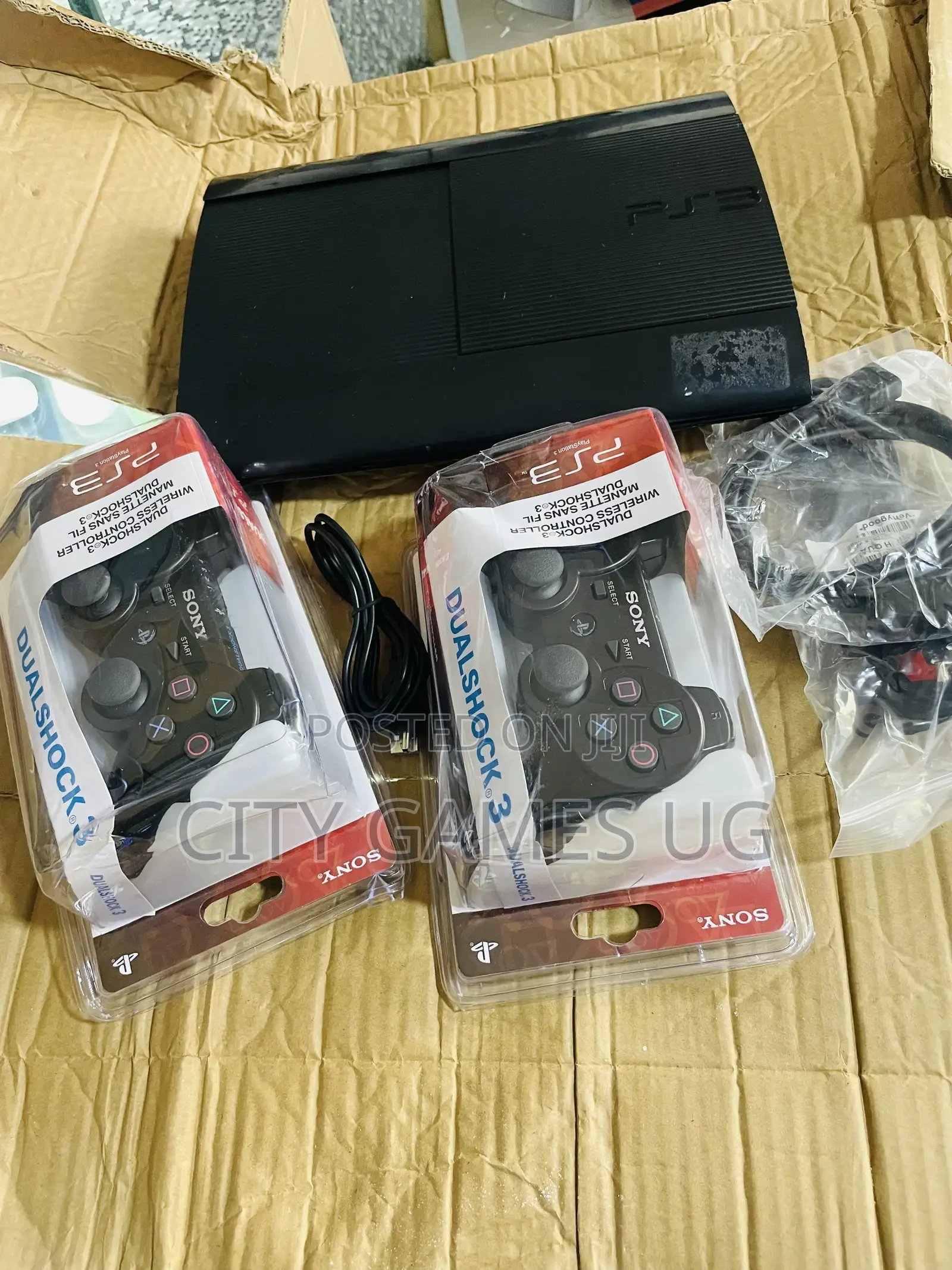 Ps3 Console With 2 Pads and 15game S