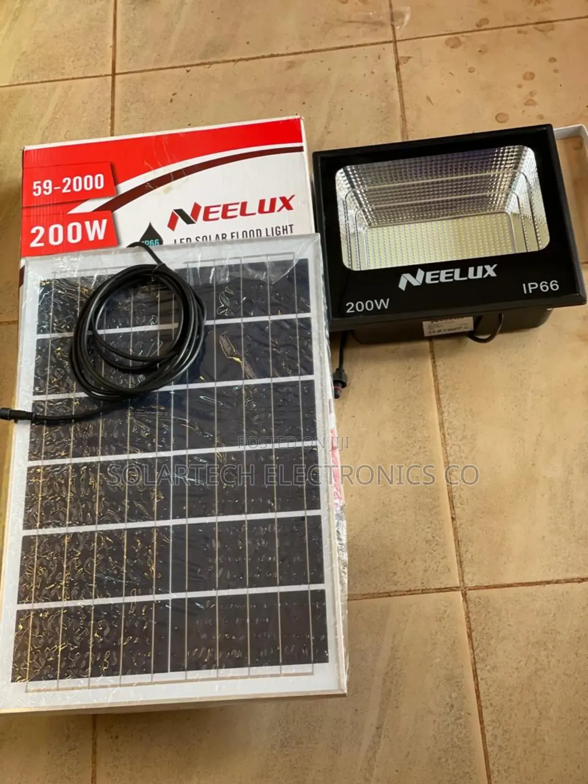 200W Led Solar Flood Lights/ Neelux Tronx