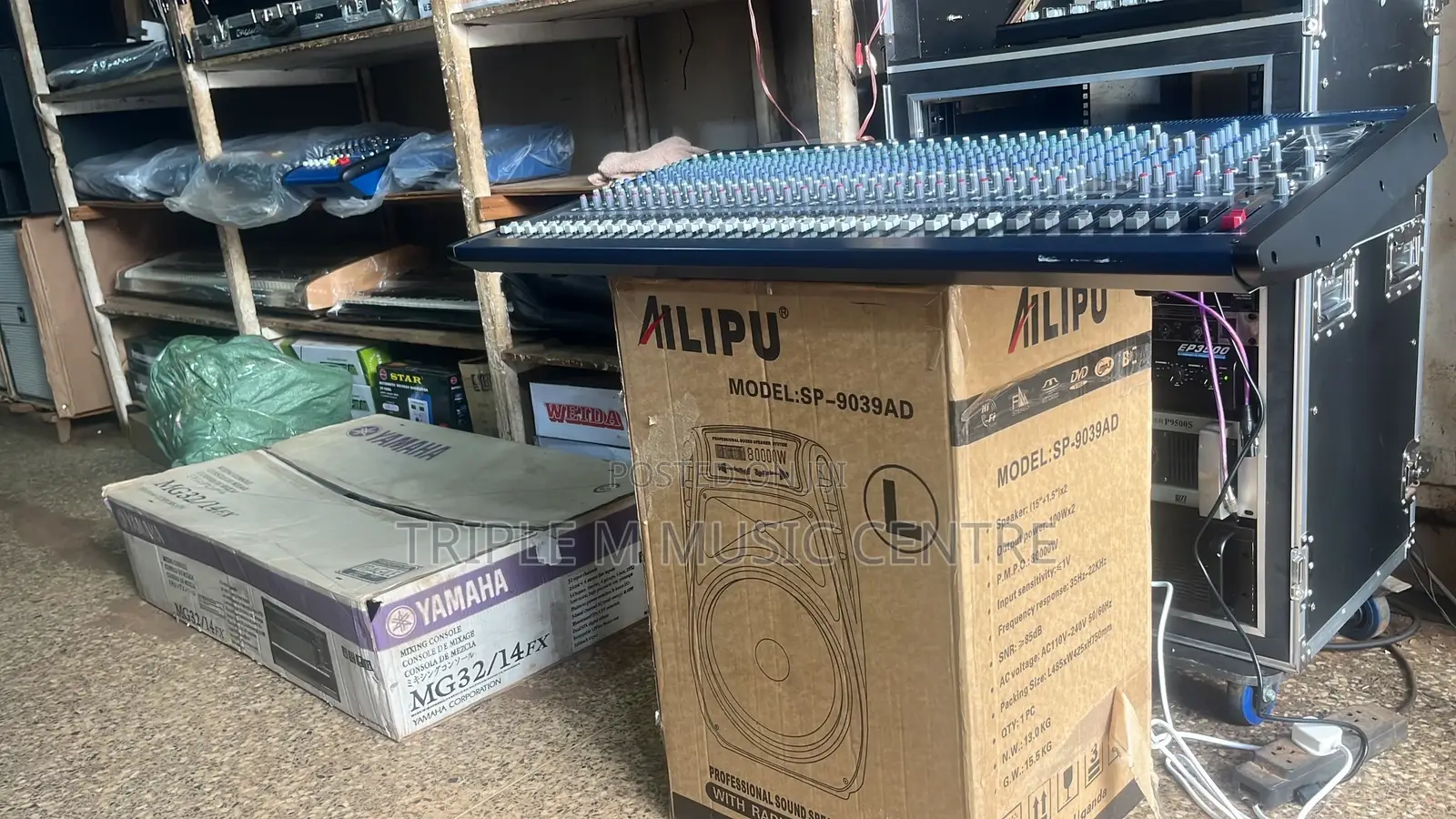 Yamaha MG32 Live Mixer