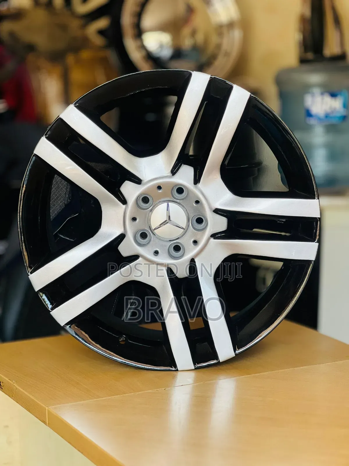 Mercedes Benz Rims Inch 20 .