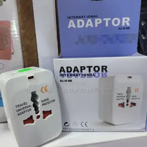 World Travel Adaptor/Universal Travel Adaptor