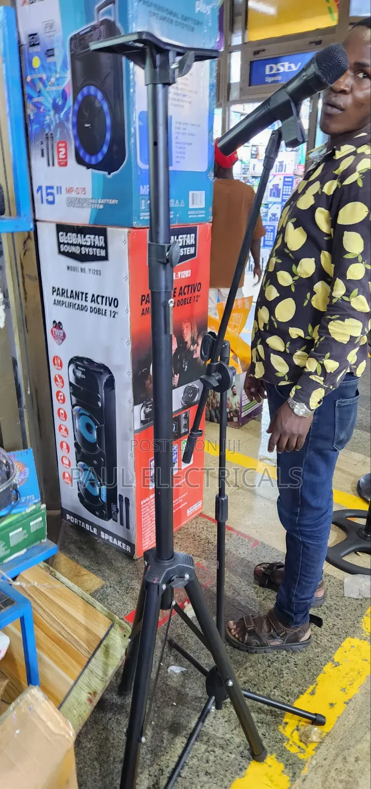 Speaker Stand