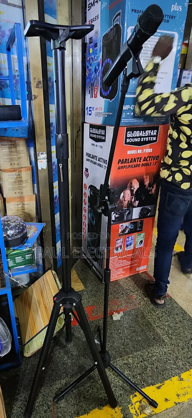 Speaker Stand