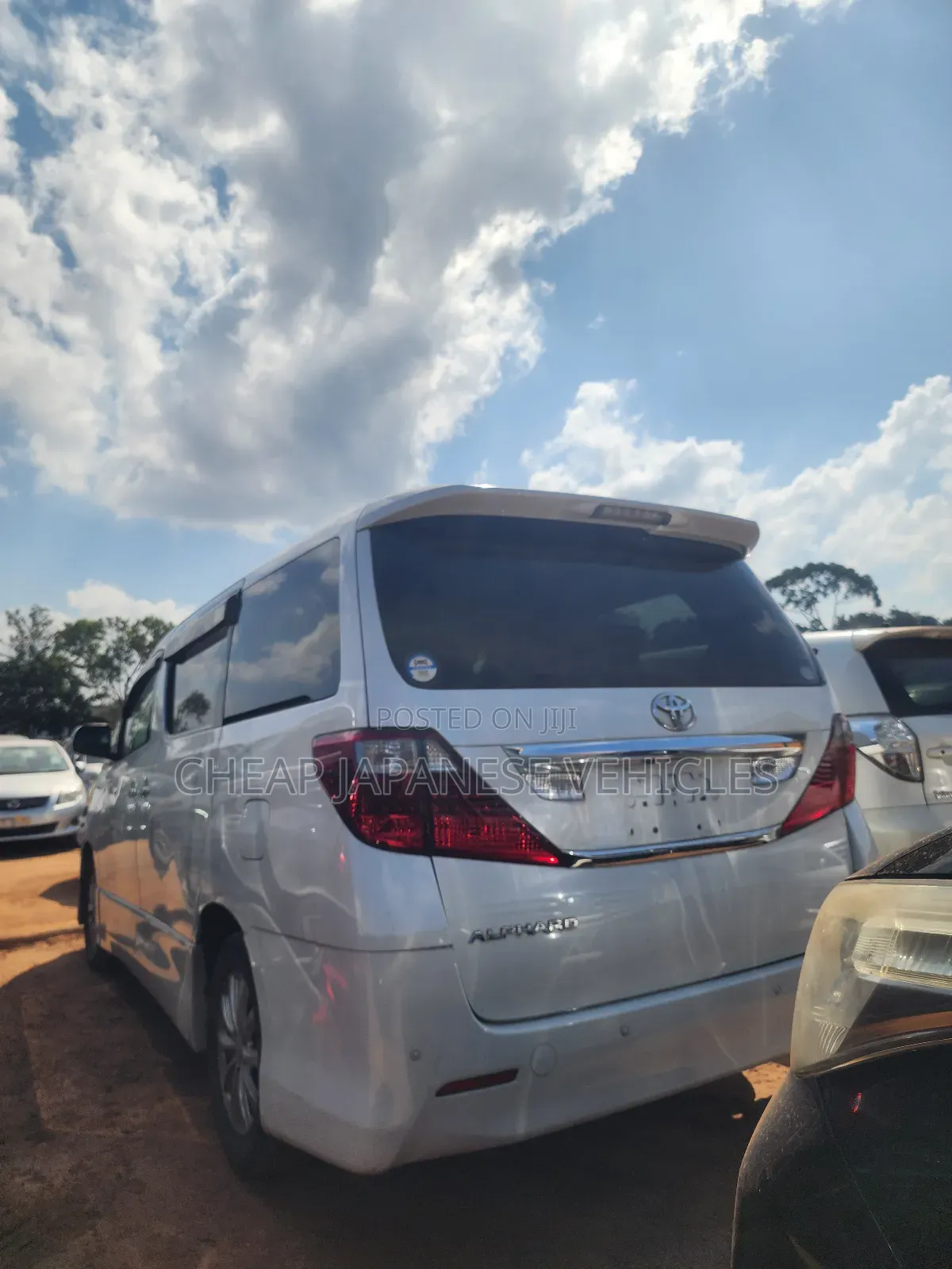 Toyota Alphard 2.4 Petrol FWD 2011 Pearl
