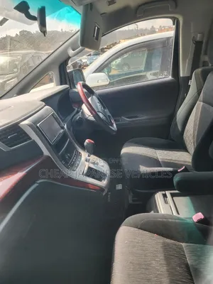 Toyota Alphard 2.4 Petrol FWD 2011 Pearl