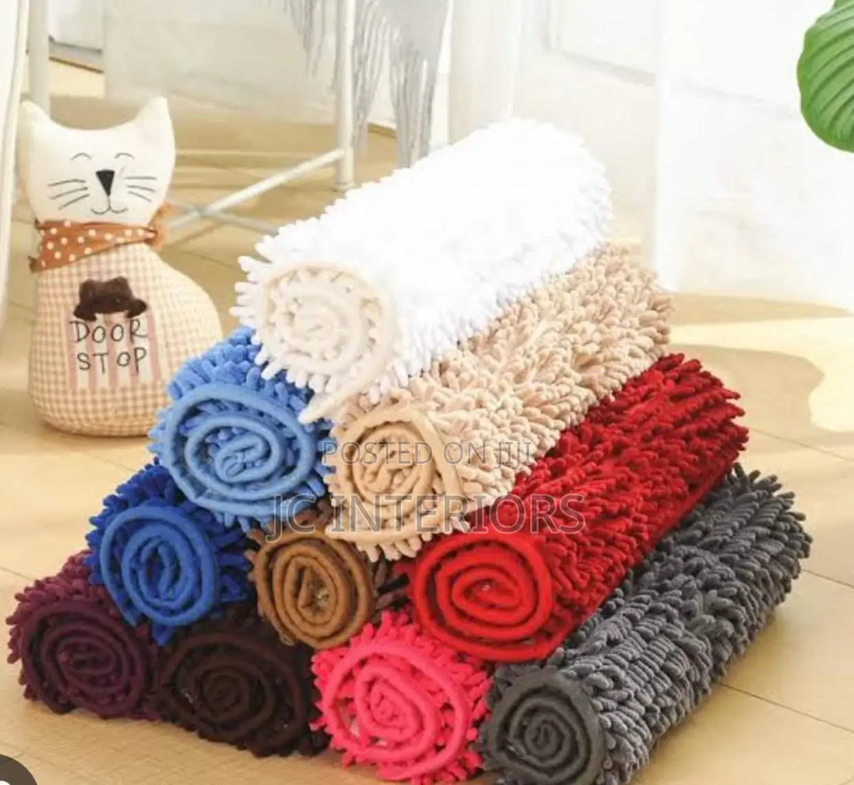Smiry Luxury Chenille Bath Rug