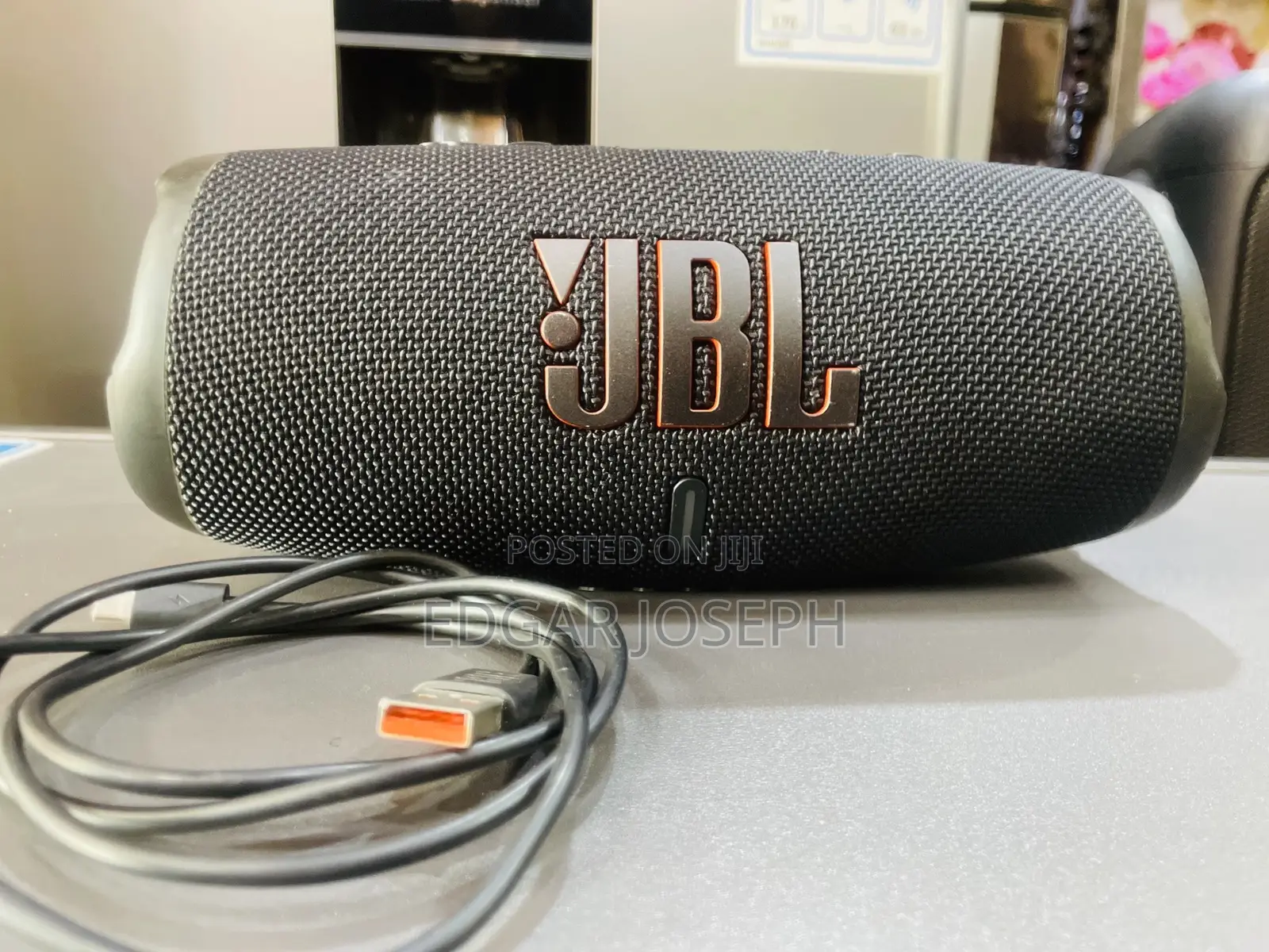 JBL Charge 5 in Good Condition
