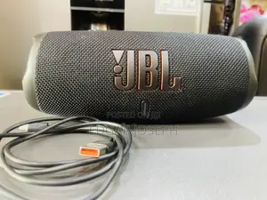 JBL Charge 5 in Good Condition