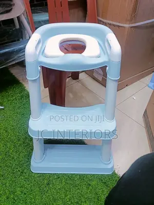 Infants Toilet / Potty Trainers