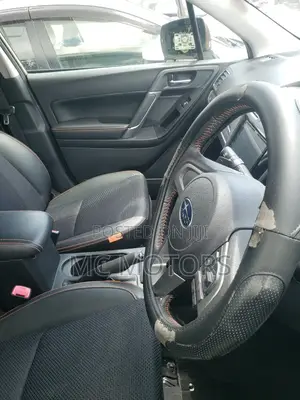 Subaru Forester 2.0XT Premium AWD 2017 Silver