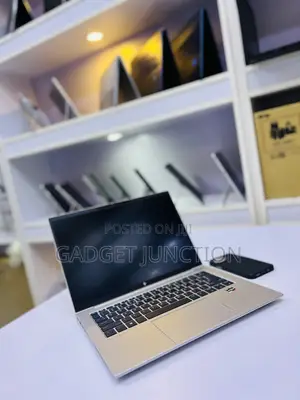 New Laptop HP EliteBook 845 G8 16GB AMD Ryzen 7 SSD 512GB