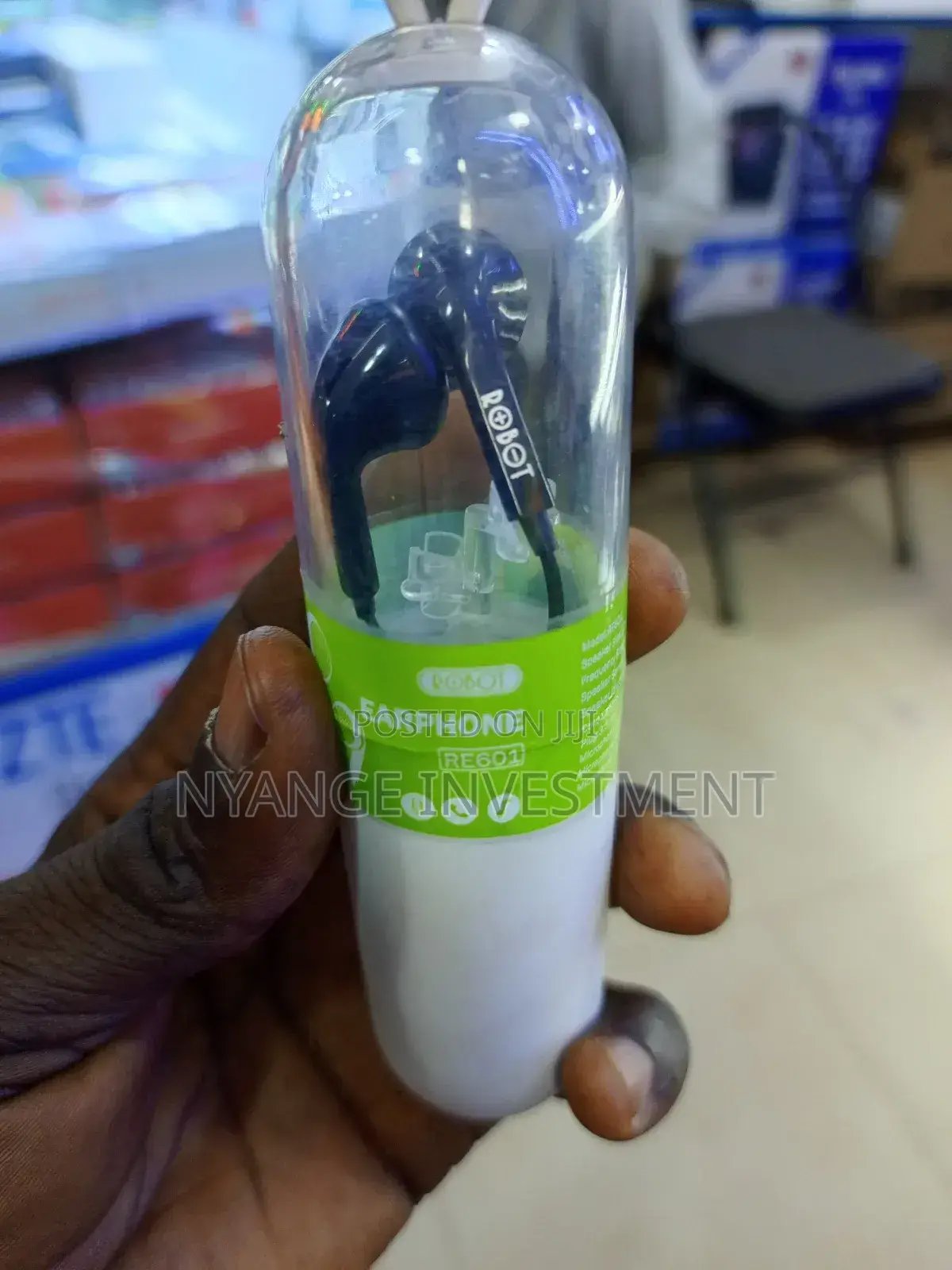 Earphone. Robot Earphones RE601