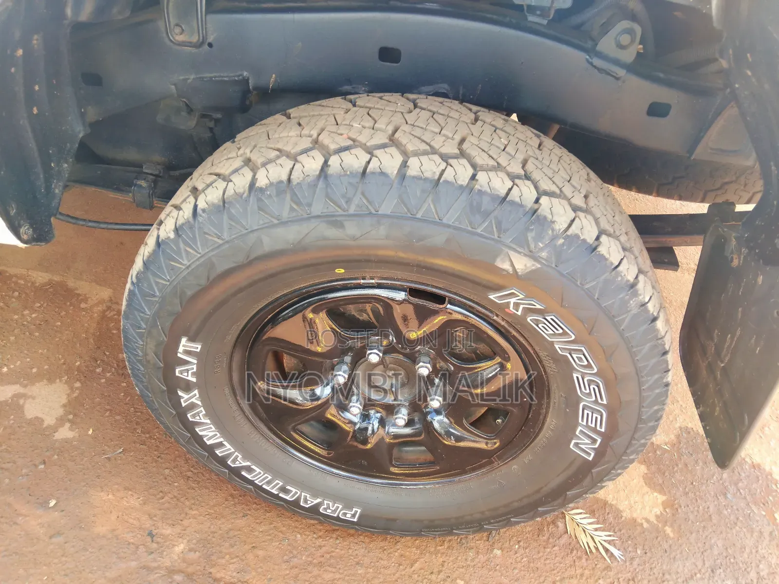 Toyota Hilux 2013 White