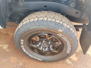 Toyota Hilux 2013 White