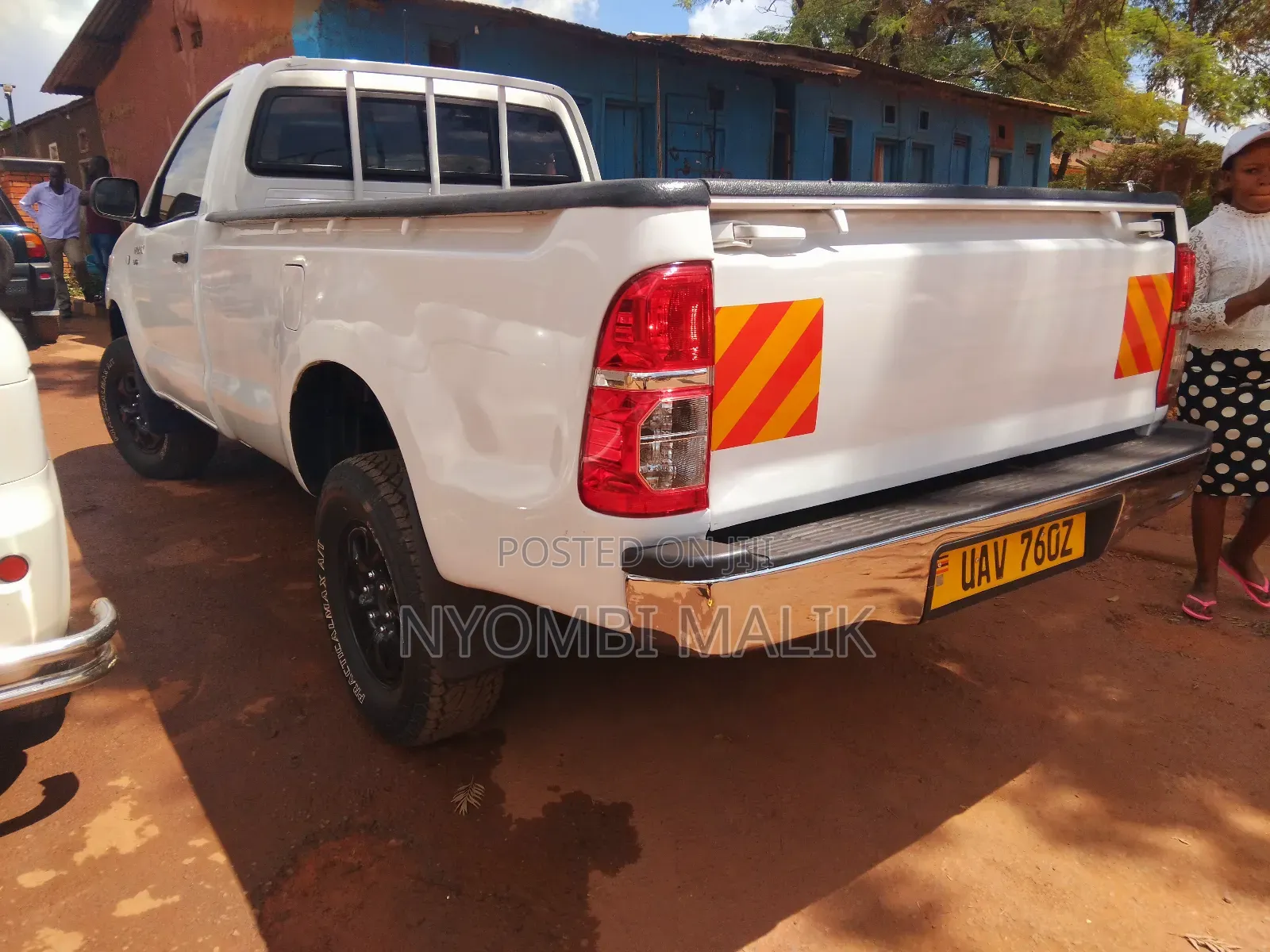 Toyota Hilux 2013 White