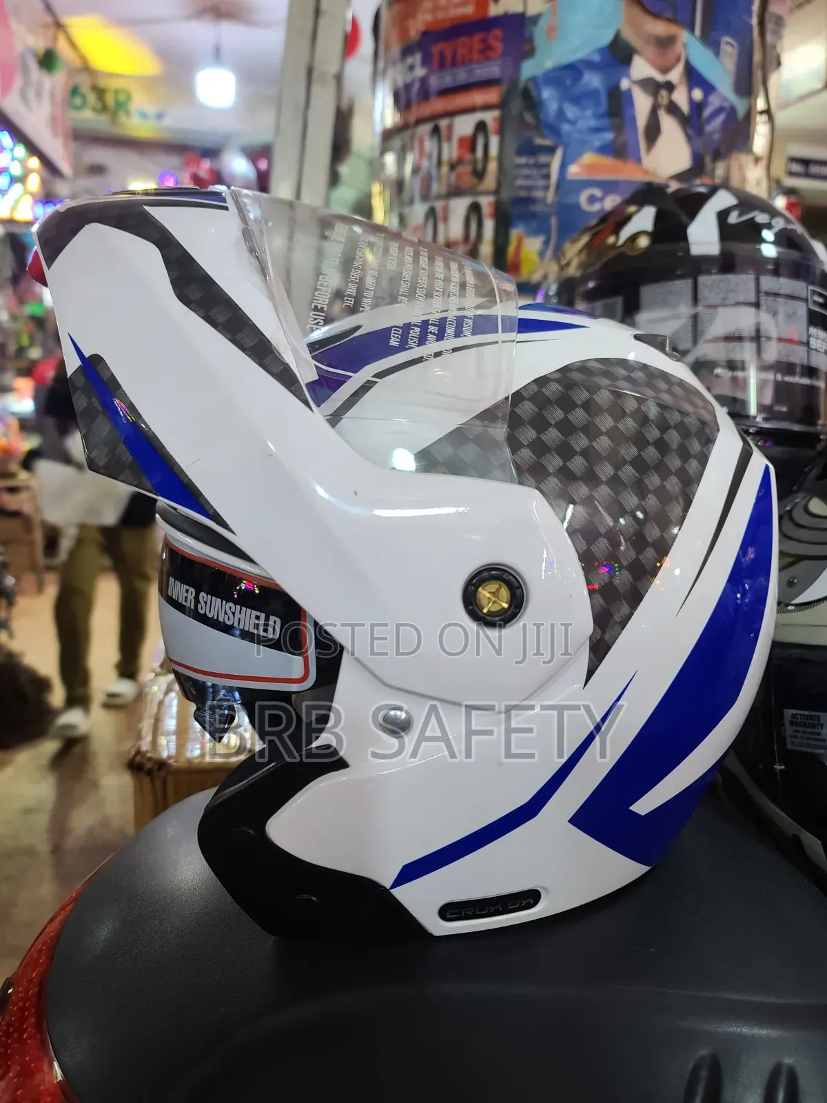 Vega Dx White N Blue Helmet