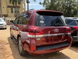 Toyota Land Cruiser Prado 2015 Red