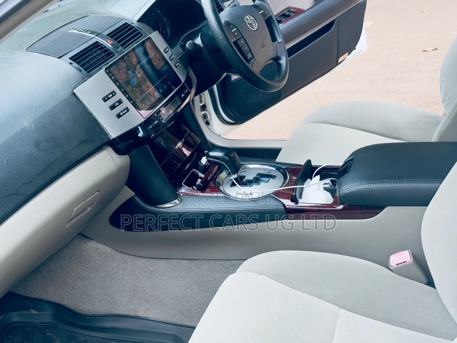 Toyota Mark X 2.5 AWD 2009 White