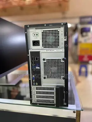 Desktop Computer Dell OptiPlex 3020 8GB Intel Core i5 HDD 500GB